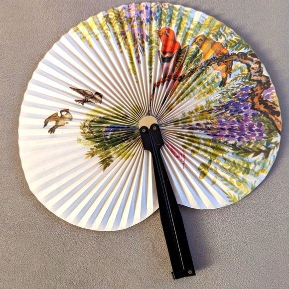 Set of 9 Vintage Chinese Hand Fans Folding Metal Travel Floral and Birds - Picture 9 of 13